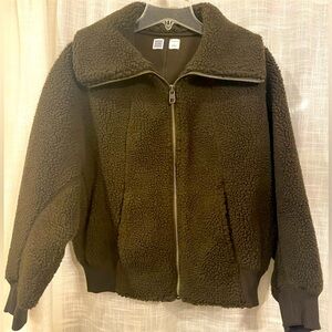 UNIQLO fluffy full zip jacket in brown, size L women’s
